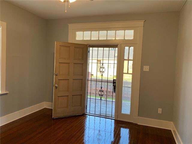 Photo - 2502 Monroe St