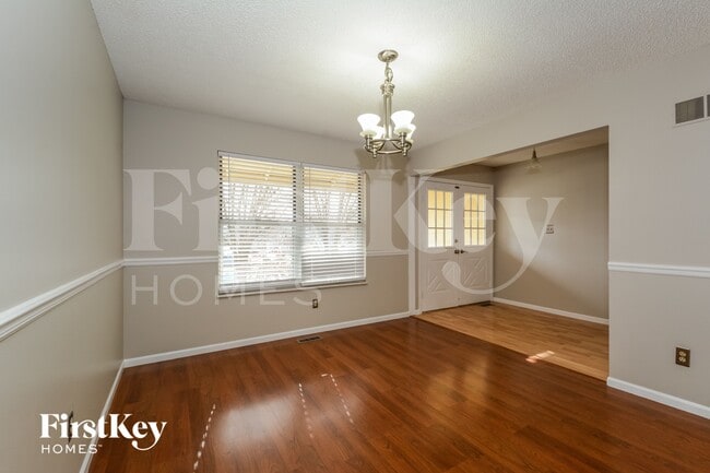 Photo - 4674 Peggyann Dr