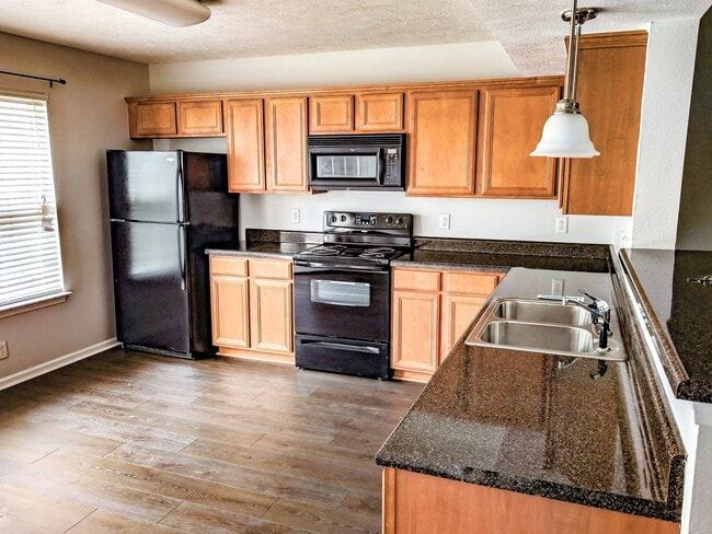 Photo - Renovated Townhome Barfield Commons