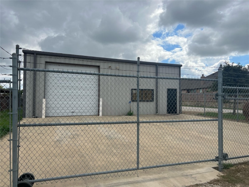 Photo - 4700 Keller Haslet Rd
