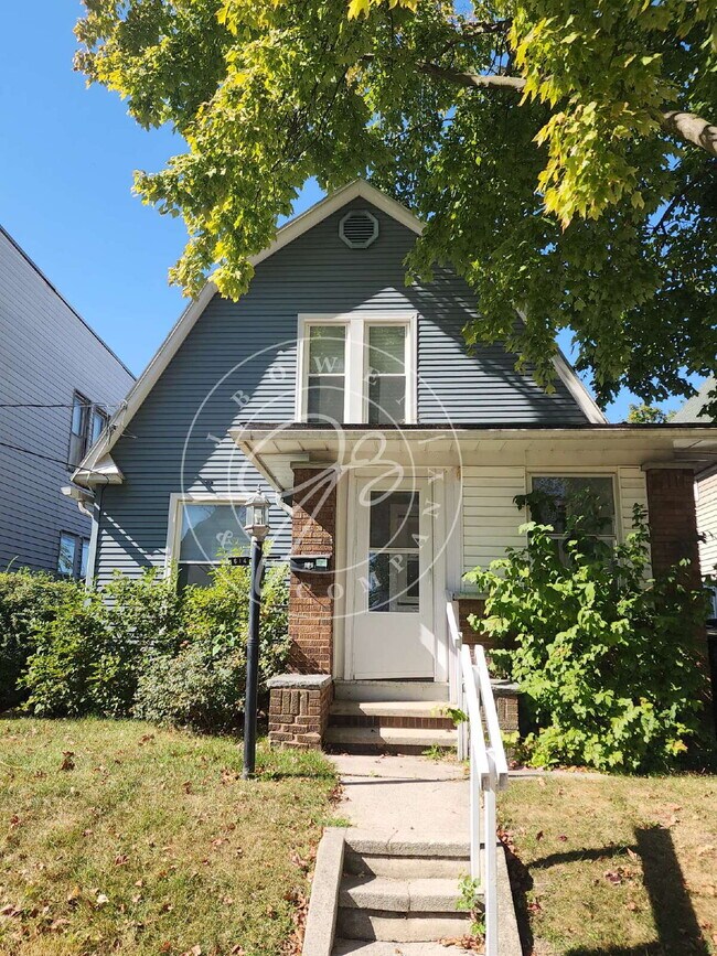 Photo - "Charming 2 bedroom Home on Utah St, Toled...