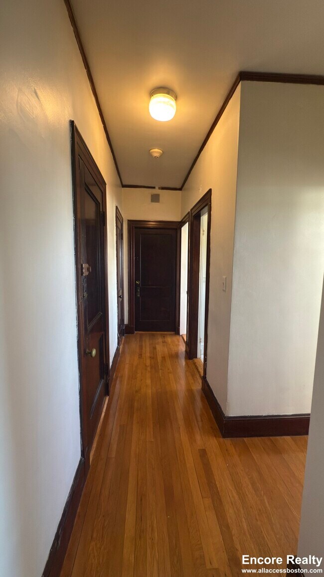 Photo - 163 Summer St Unidad 37