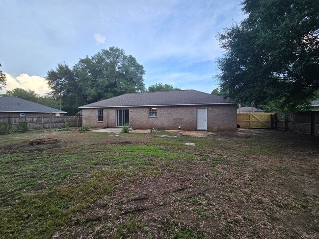 Photo - 3 Bedroom / 2 Bath House - Milton