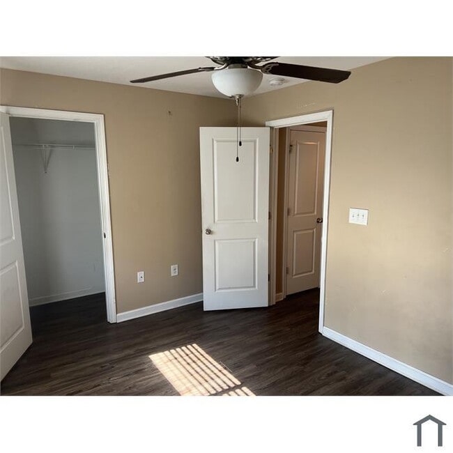 Renovated Townhome in Gated Community