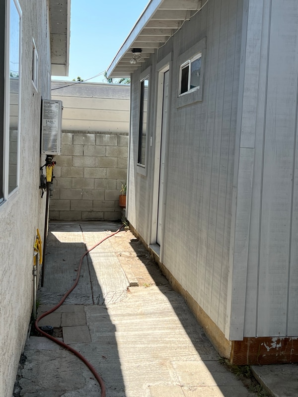 Photo - 7847 Beck Ave