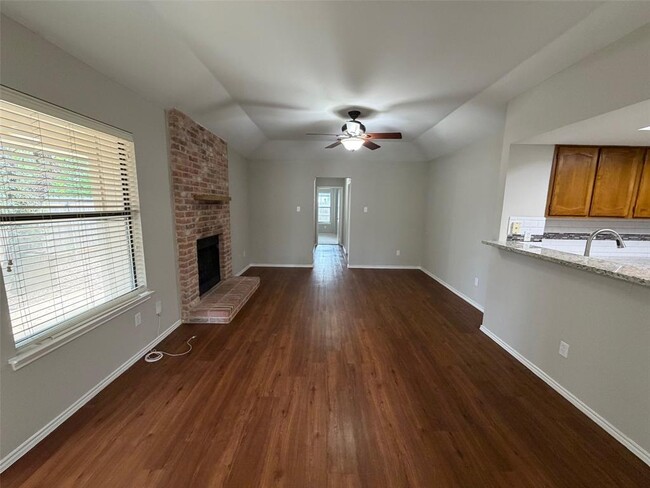 Photo - 8009 Tuscarora Trail