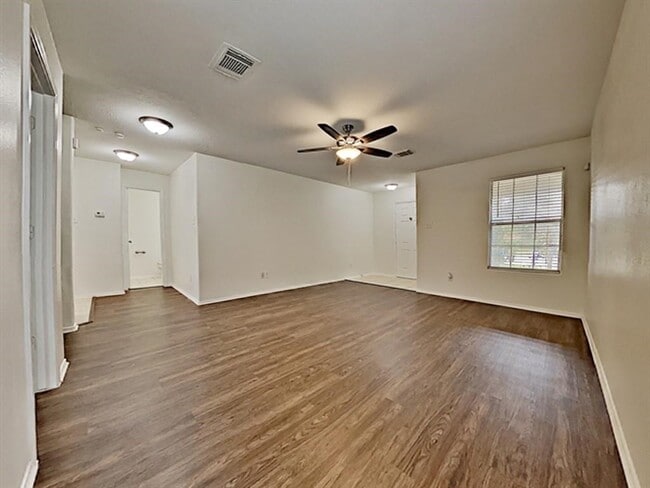 Photo - 6830 Shallow River Ct