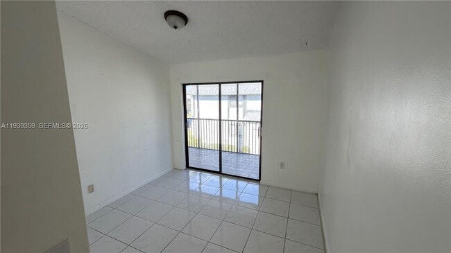 Photo - 468 NE 206th Ln Unit 201