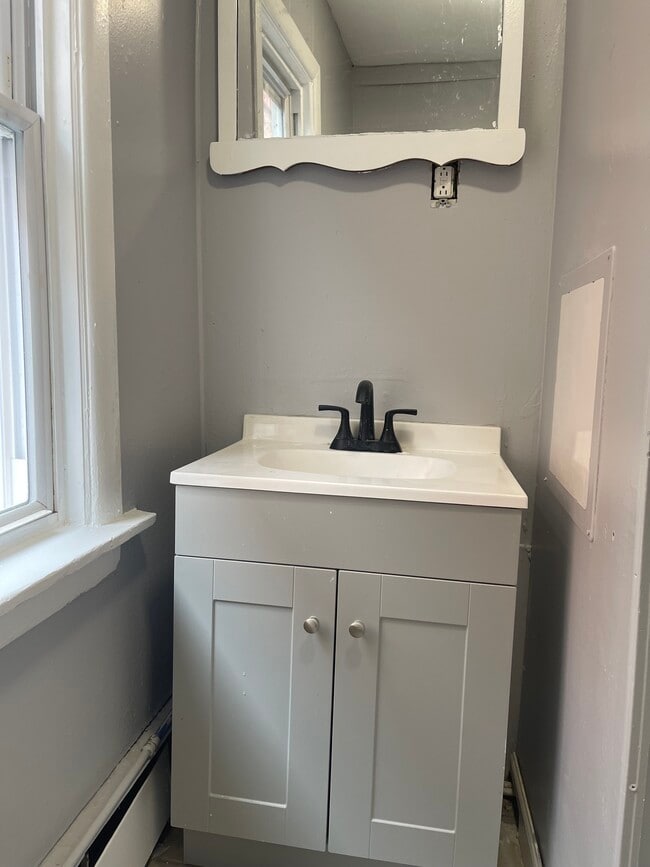 Photo - 288 Genesee St Unit #2