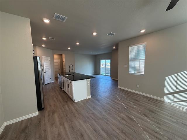 Photo - 2121 Woodlawn Wy