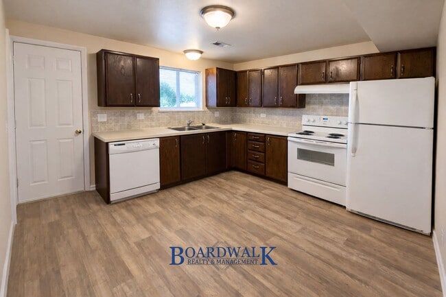 Photo - 661/663 N 980 W Unidad 663 N 980 W