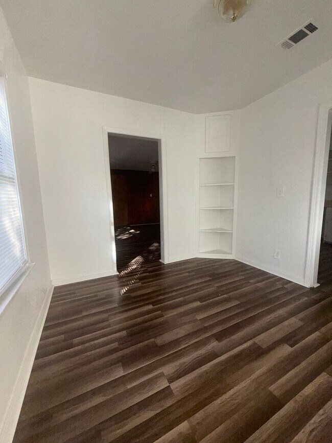 Photo - Cozy 3 Bedroom Family Home