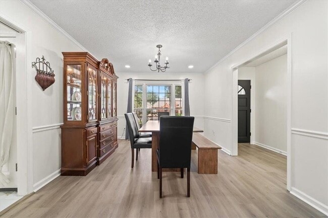 Photo - 8429 King William St