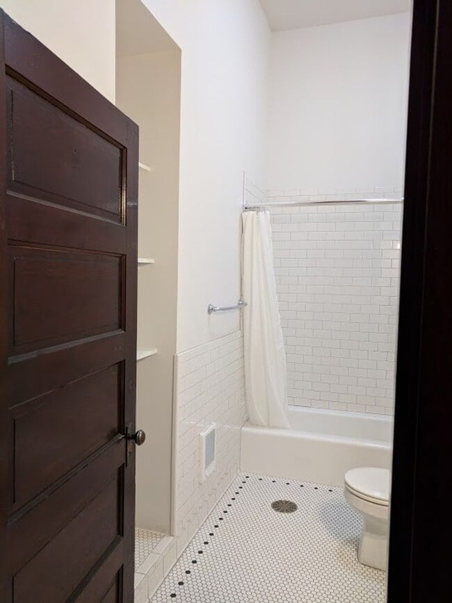 Photo - Historic Downtown Cle Elum Apartment right on the main street!