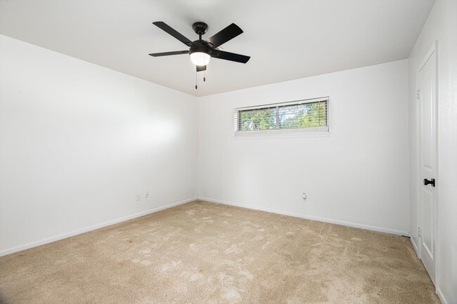 Photo - 416 Southern Oaks Dr