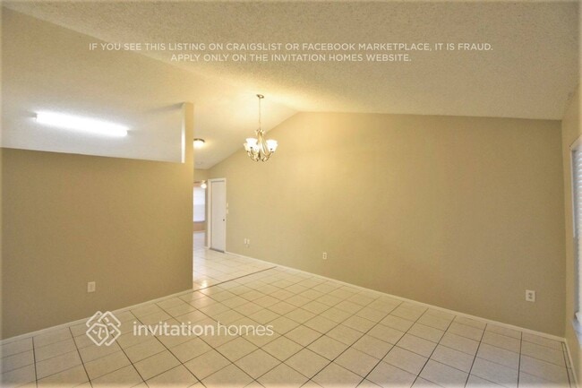 Photo - 7839 Putnam Cir