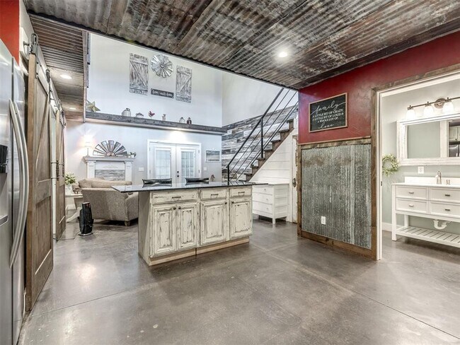 Photo - Spacious Country Retreat with Bonus Shop/Game Room Unit 18186