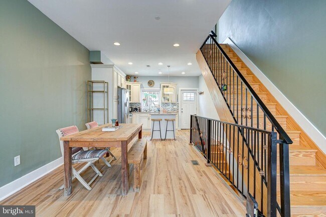 Photo - 1509 Dorrance St