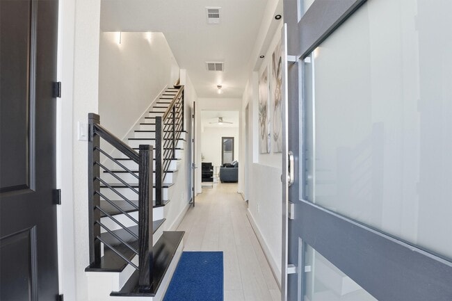 Photo - 7908 Brandon St