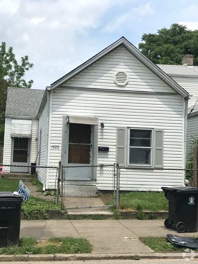 Building Photo - 2 br 1 bath Home in Portland Neighborhood