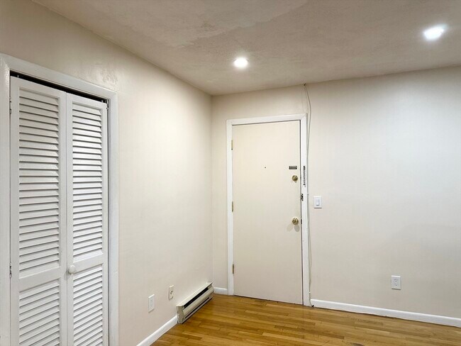 Photo - 200 Kelton St Unit 34