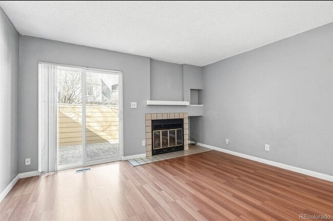 Photo - 1937 S Balsam St