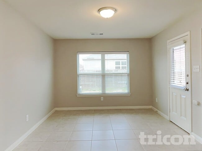 Photo - 224 Cottonwood Dr