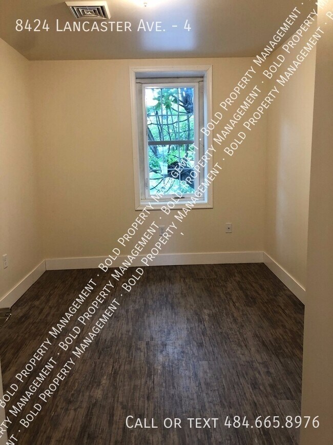 Photo - 8424 Lancaster Ave Unidad 4