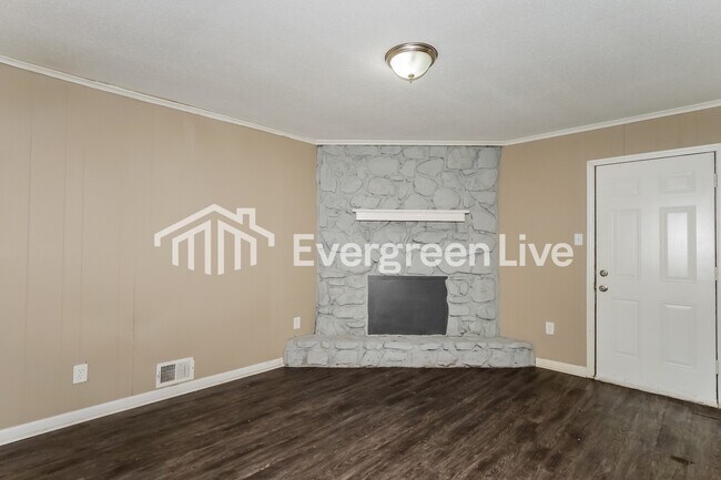 Photo - 3072 Morning View Dr