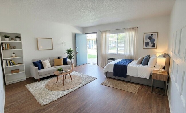 2023 W Olive Ave Unidad 2021 W Olive Ave