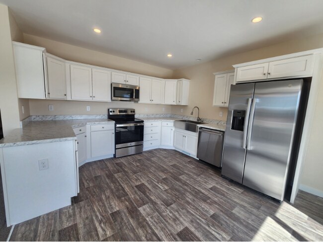 Photo - 73 Ivan Dr Unidad 73 Ivan Drive