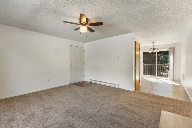 Photo - Spacious Apartment in Cozy Tacoma Neighbor... Unit D