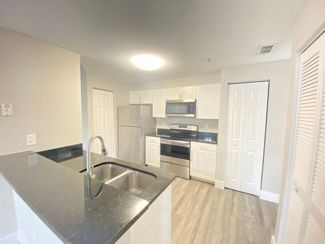 Photo - 10831 Windsor Walk Dr Unit 306
