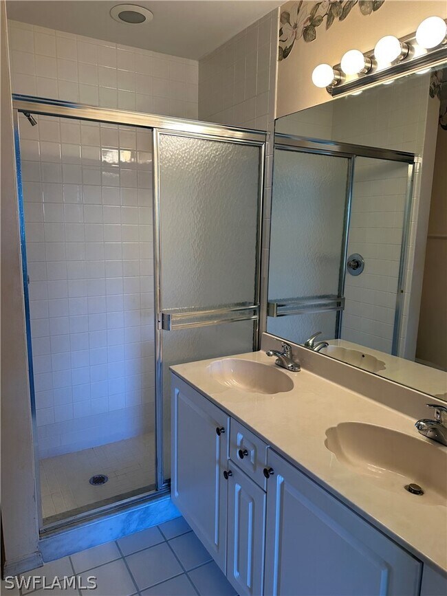 Photo - 138 Pebble Shores Dr Unit 8