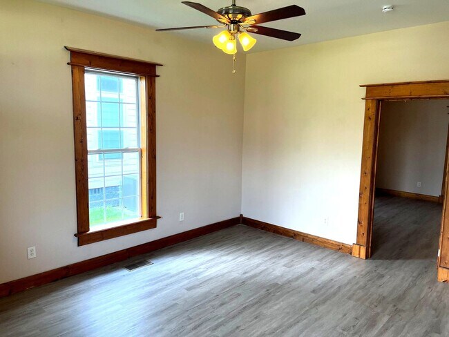 Photo - Cozy 2bed 1bath Duplex w/ Private Backyard | The Nations