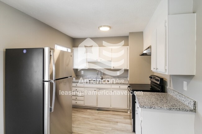 Photo - 109 Colbert Blvd