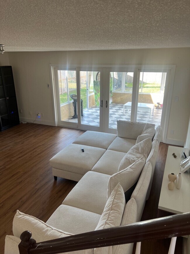 Photo - 16818 Rockbend