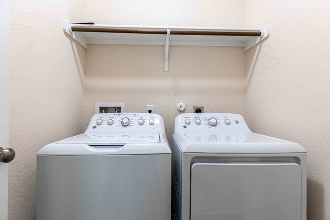 Photo - 11219 Pomona Park