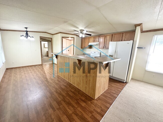 Photo - 412 Balboa Dr