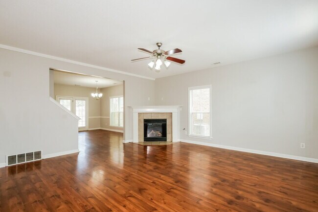 Photo - 10176 Evening Hill Dr