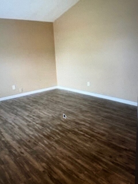 Photo - 307 Gumwood Rd Unidad 307