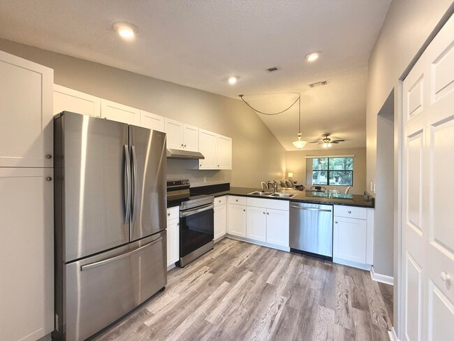 Photo - 12969 Pennypacker Trail Unidad 15