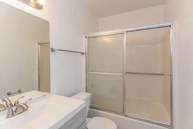 Photo - 4908 S Park Dr