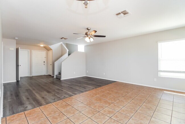 Photo - 12824 N Primrose St