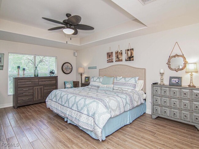 Photo - 945 Carrick Bend Cir Unidad 201