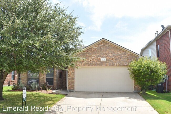 Photo - 3 br, 2 bath House - 5212 Grayson Ridge Drive