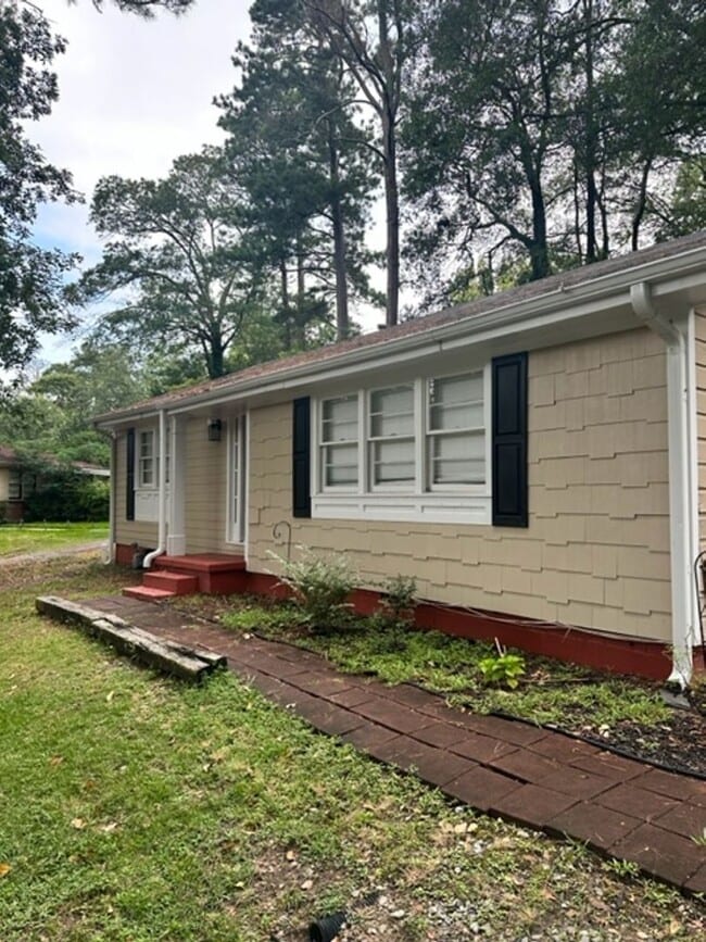 Downtown Gainesville Bungalow - Downtown Gainesville Bungalow House