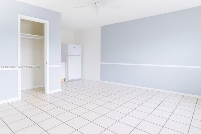 Building Photo - 2151 NW 7th St Unit 2