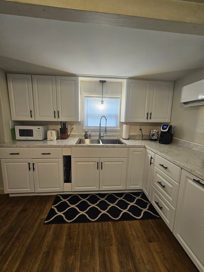 19 Seaview Ave Unit 2