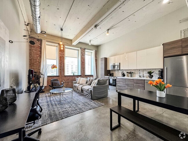 Building Photo - 555 Evergreen St Unit ID1231703P Rental